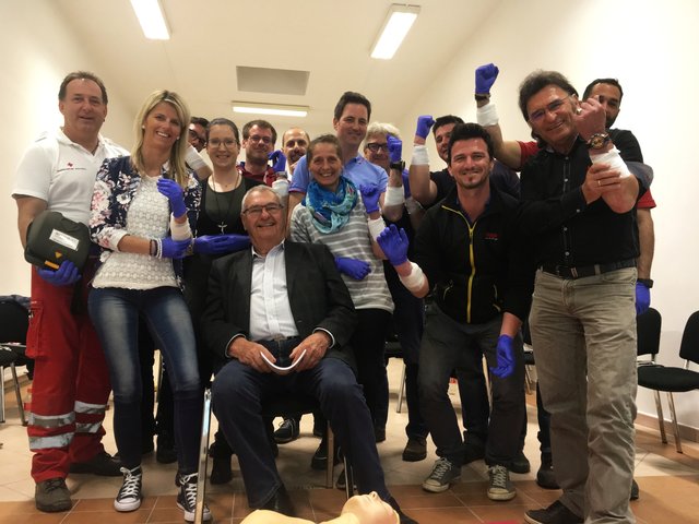 Die Firma Gojer aus Kühnsdorf absolvierte einen Erste-Hilfe-Auffrischungskurs | Foto: KK