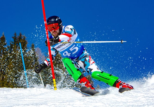 Martin Winderle gewinnt bei der Firngleiter-EM auf der Postalm.
