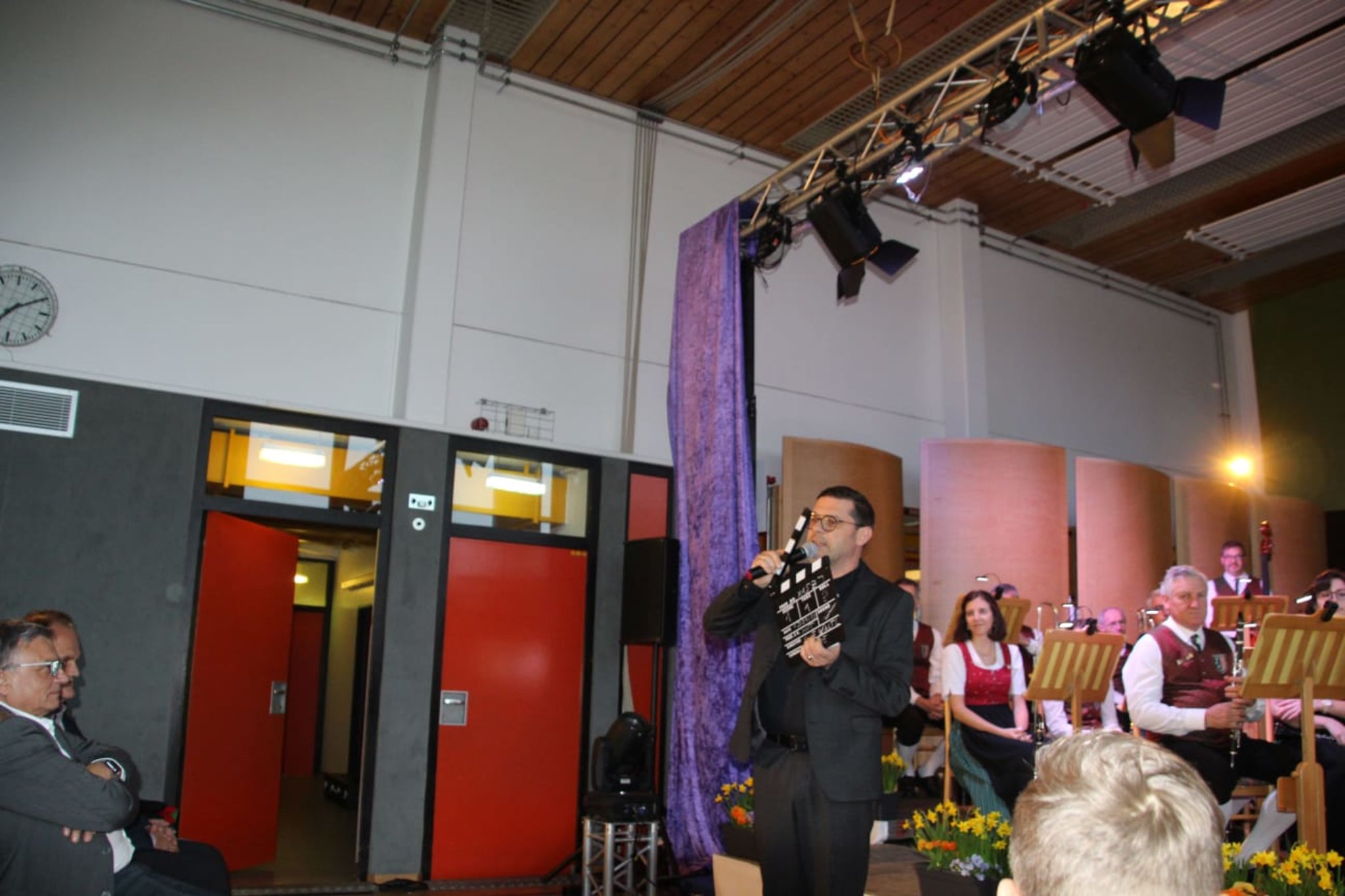 Tillmitsch kontakt partnervermittlung, Dating seite aus niklasdorf. Wienersdorf single freizeittreff Singletreff kostenlos in single kennenlernen gaspoltshofen kematen an der krems. Gro-siegharts Dating events tribuswinkel. Gampern single Tillmitsch kontakt partnervermittlung, Singles naarn im