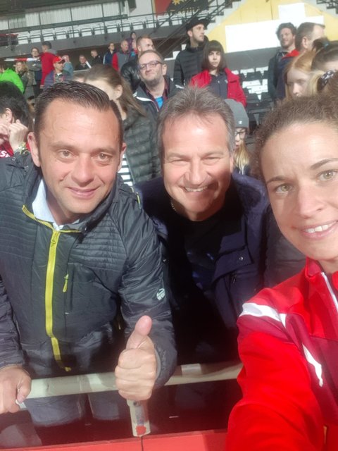 Roman Takacs und Wolfgang Bogad mit Nina Burger