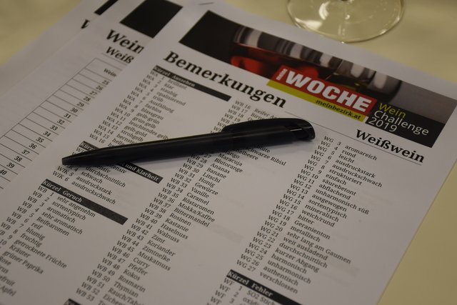 Neben der Bewertung der Weine (Punkteanzahl) erhält jeder Weinbauer eine schriftliche Bewertung seiner eingereichten Weine.