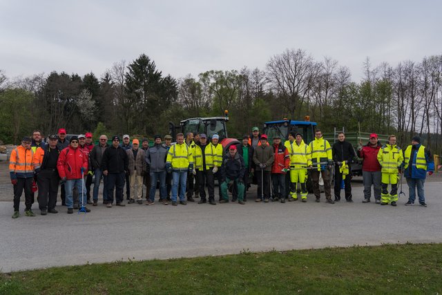 In Grafenschachen, Kroisegg und Unterwaldbauern waren 54 Helfer bei der Flurreinigungsaktion dabei.