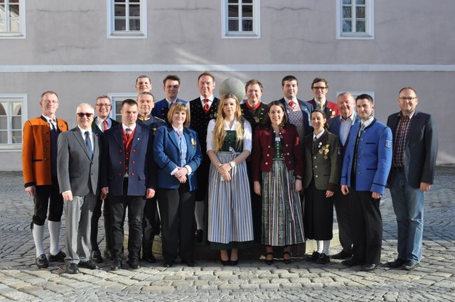 Manfred Sternberger, Hannes Reigl, Adolf Obendrauf, Peter Höckner, Stefan Apfelthaler, Stephanie Bauer, Johannes Barta, Elisabeth Bichl, Andreas Felber, Michael Fraberger, Josef Kerschbaummayr, Klaus Koch, Stefan Pfaunz, Christina Riegler, Florian Stiefsohn, Stefan Stift, Barbara Traxler und Martin Weichselbaumer. | Foto: NÖ Blasmusikverband