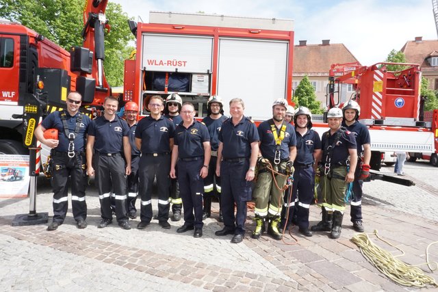 Spektakulär wird es für die Zuschauer am 1. Mai: Die Einsatzorganisationen zeigen ihr Leistungsspektrum. | Foto: WOCHE