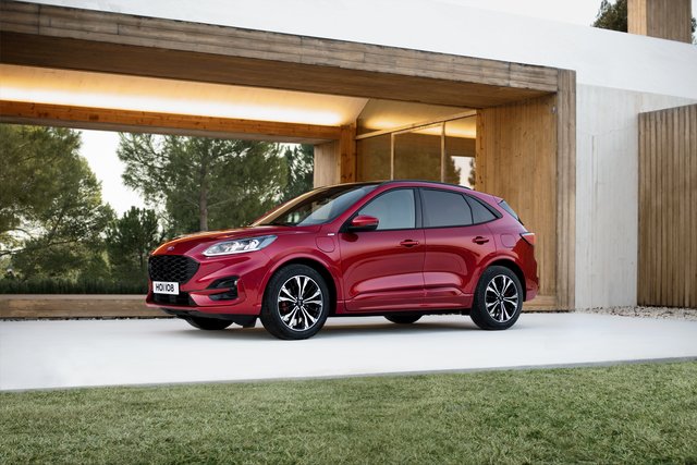 Der neue Ford Kuga ist der erste Ford mit drei verschiedenen Hybrid-Antrieben.