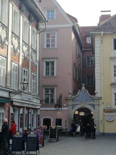 Altstadt-Flair pur! Unterwegs im historischen Stadtkern. | Foto: Katharina Peyerl-Liedel