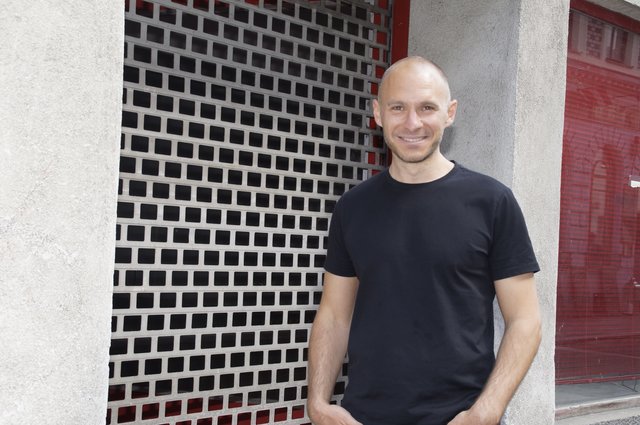 Hilfe für die Belebung der Gierstergasse: Thomas Brödl sucht Interessenten für eine Zwischennutzung.