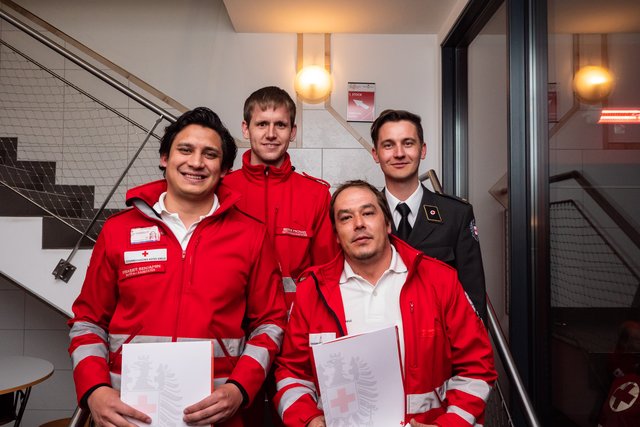 Die geehrten Benjamin Strasser, Michael Reiter und Andreas Schett mit Stephan Hofmann (v.l.)