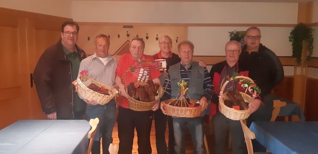 Die Gewinner mit Bgm. Thomas Heim, Organisator GR Franz Mögle und GR Christian Gutschelhofer | Foto: SPÖ Ratten