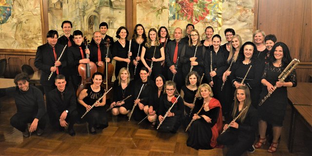 Die Carinthian Flutes im Ahnensaal des Schlosses Porcia | Foto: Agora Club Spittal