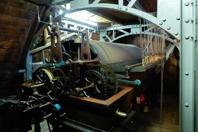 Lange Tradition: Die Spieltrommel wird von Hand eingestellt. | Foto: Jorj Konstantinov