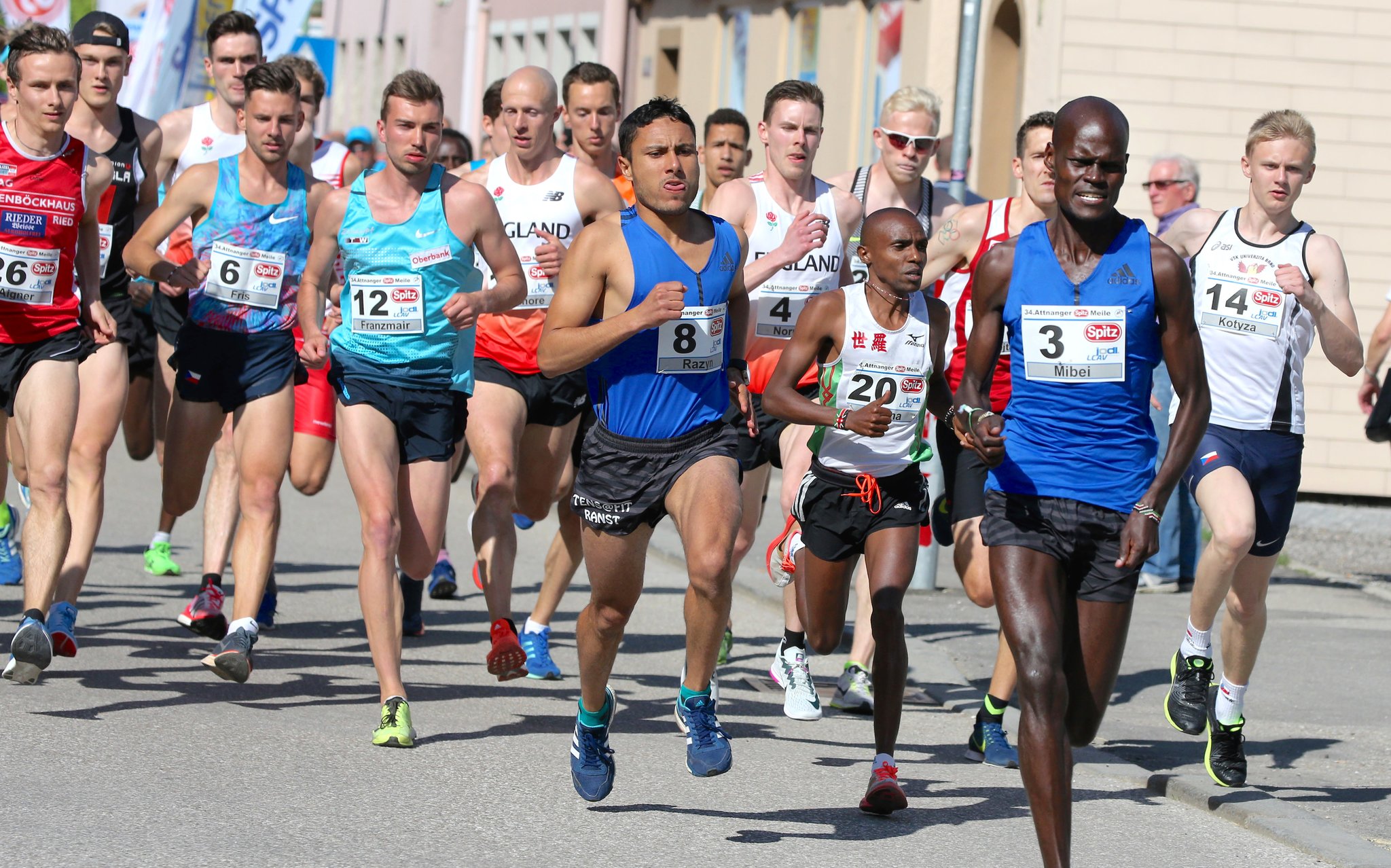 Laufveranstaltung Isaac Kosgei aus der Wüste zur Attnanger Meile