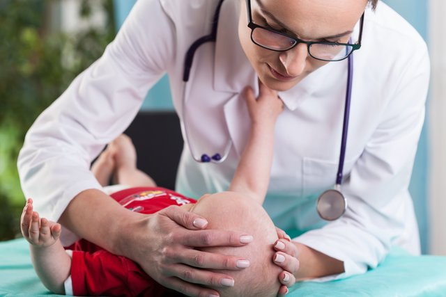Das Erkennen der Meningitis ist aufgrund der unspezifischen Symptome selbst für Ärzte nicht einfach.