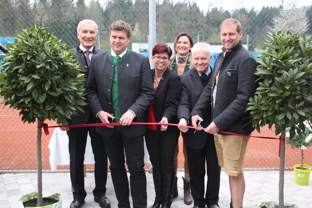 Bei der Eröffnung der sanierten Tennisplätze in St. Stefan ob Stainz.