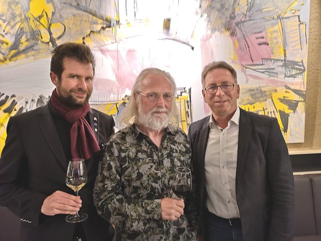 Kufsteins Kulturreferent Klaus Reitberger, Künstler Josef Huber und Bürgermeister Martin Krumschnabl (v.l.)