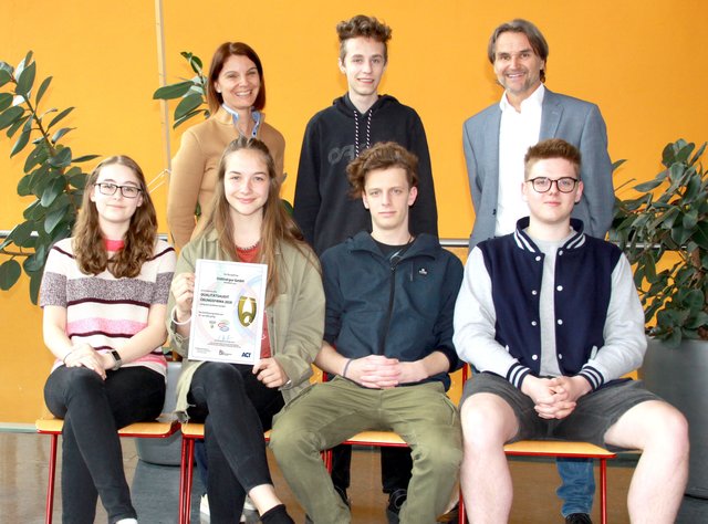 kurzen Kennenlernen und dem offiziellen Start in der Liebburg gingen Sabine Plssnig und ich am Mittwochnachmittag mit den Mdchen 72 Stunden ohne Kompromiss | Pfarre Heilige Familie, Lienz