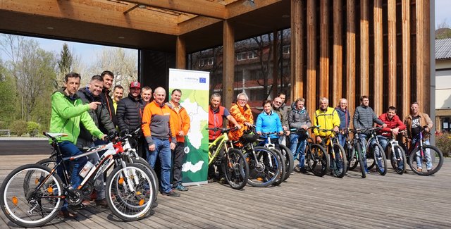 Die 19 neuen "Bike-Guides" wurden länderübergreifend ausgebildet. | Foto: Tourismusverband Oberwart-Güssing