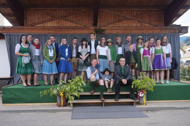 Bei der Modenschau wurden die Trachten für den Frühjahr und den Sommer 2019 präsentiert.