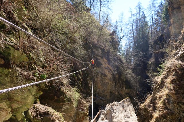 und gleich noch eine Seilbrücke weil so schön