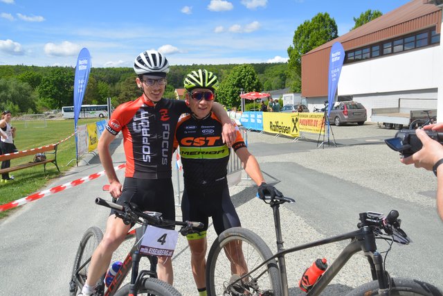 Das Siegerduo der Strecke B: Róbert Süle und Daniel Hattyar