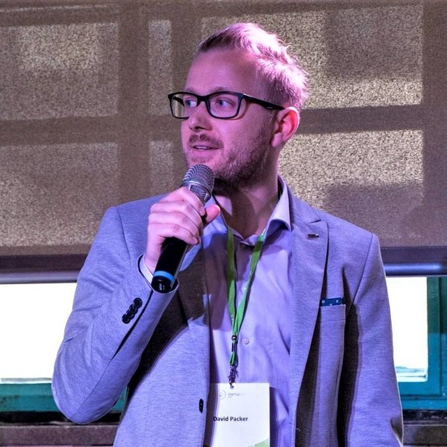 "Die Demokratie bietet wesentlich mehr Chancen als wir denken", sagt der Linzer Politkberater <f>David Packer</f> und will damit zu mehr politischer Beteiligung anregen.