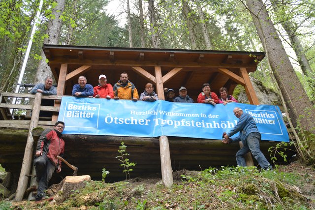 Die Saison ist nun eröffnet: Die Helfer der Naturfreunde Gaming sind bereit für die Eröffnung der Ötscher-Tropfsteinhöhle.