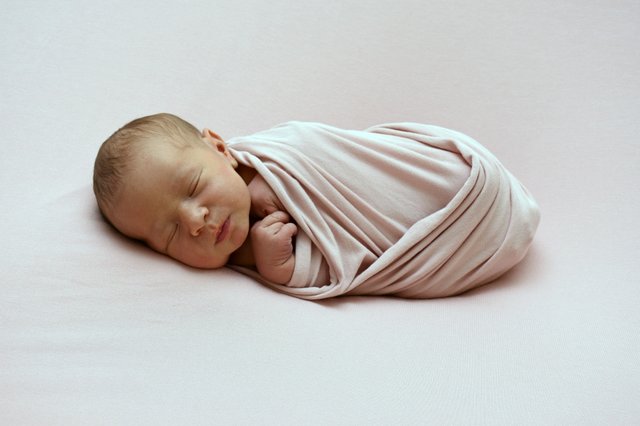 LINA • Datum: 15.9.2018, Eltern: Sylvi &amp; Ivica Wengert, Größe: 50 cm, Gewicht: 3260 g | Foto: babysmile