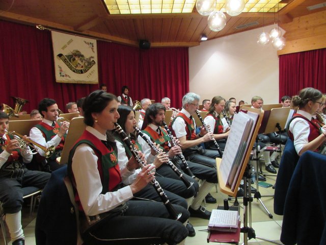 Die Musikkapelle Strengen hatte ein abwechslungsreiches und interesssantes Programm beim Abend der Blasmusik zu bieten. 
