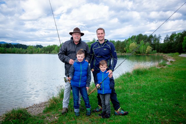 Können es gar nicht mehr abwarten: Bruno und Florian mit Günther Wieser und Florian Wiegele (von links) | Foto: Bernhard Knaus