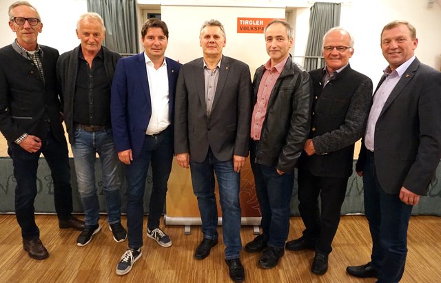 Ralf Lehmann, Johann Foidl, VP-BO Seiwald, Georg Seibl, Hannes Adelsberger, Bgm. Leo Niedermoser, LA Josef Edenhauser (v. li.) | Foto: VP Tirol