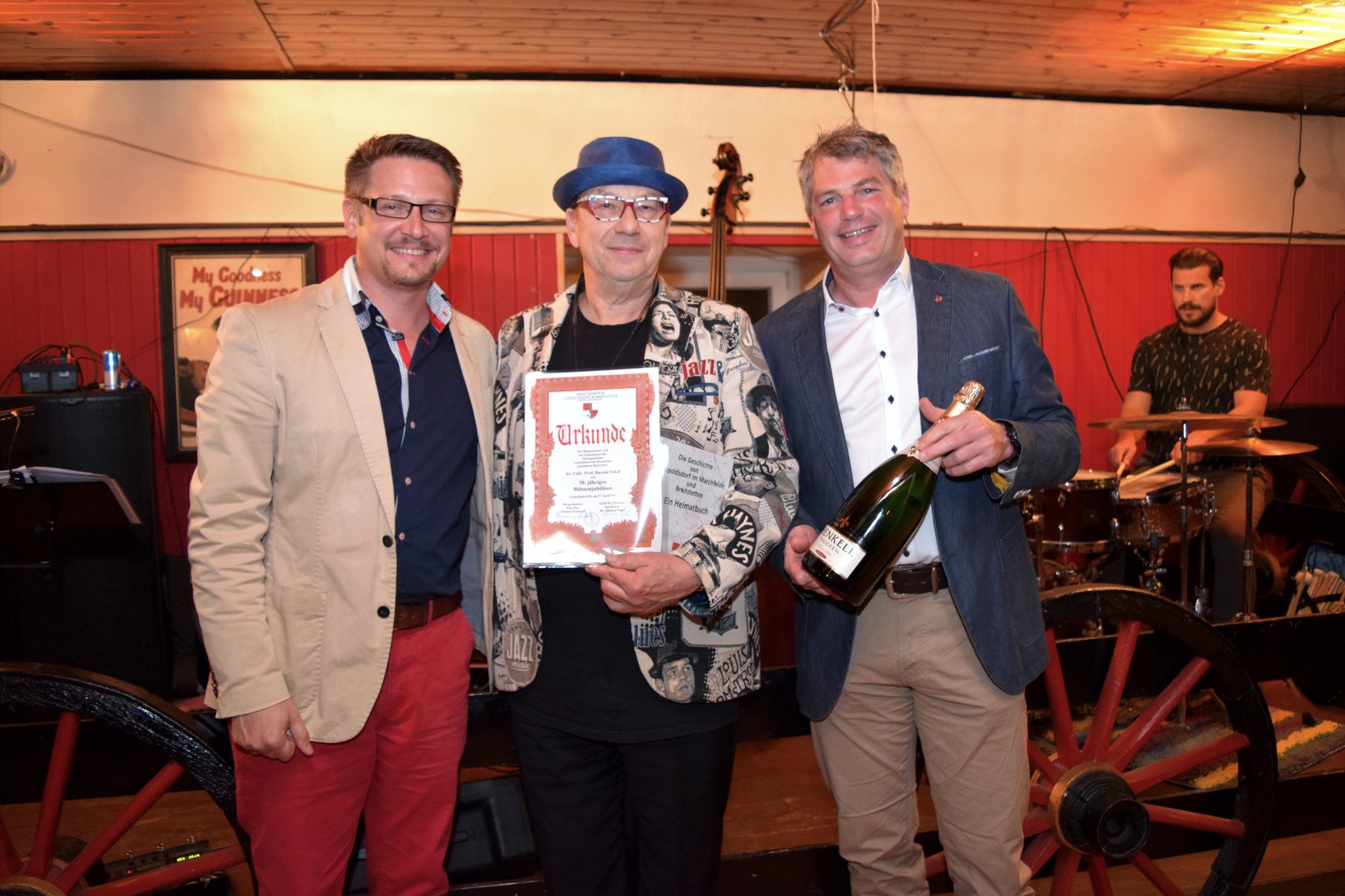 Jubiläumskonzert Gemeinde ehrt StarSaxophonisten Harry Sokal