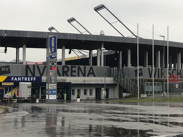 Der SKN testet derzeit ein Mehrwegbechersystem. | Foto: Petra Weichhart