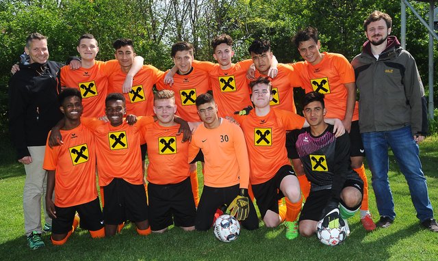 fu-ballturnier-der-polytechnischen-schulen-in-himberg-poly-cup