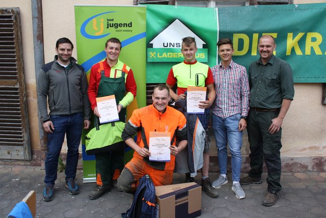 Die Ü-18-Sieger mit dem Gesamtsieger Stefan Reiter | Foto: LJ/Wallner