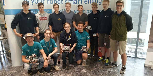 Gleich fünf Teams der HTL Trieben schafften es bei der Österreich-Meisterschaft "RobocupJunior" in die Top 10.