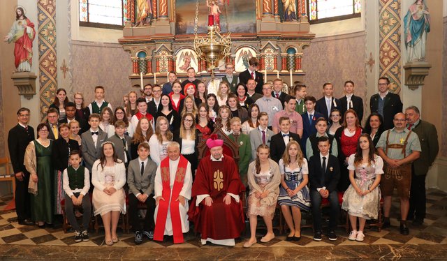 Die Firmlinge haben diesen großen Tag in St. Josef schon herbeigesehnt. | Foto: Brigitte Hiden