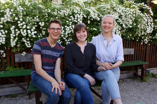 Die Hauptdarsteller auf einen Blick: Fabian Rihl mit Nina Katlein und Theresa Dobersberger (v.l.)