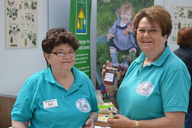 Rosalia Mischer und Helga Lang... die guten Seelen der Frauenfachgruppe Floridsdorf | Foto: Berger