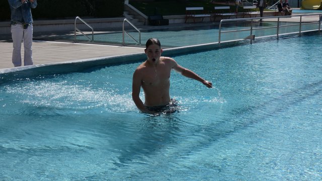 Kevin Samonik ging für eine Saisonkarte baden