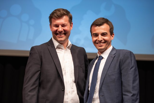 Christian Forsterleitner übergibt den BSA OÖ an Stefan Etzelstorfer. | Foto: BSA OÖ