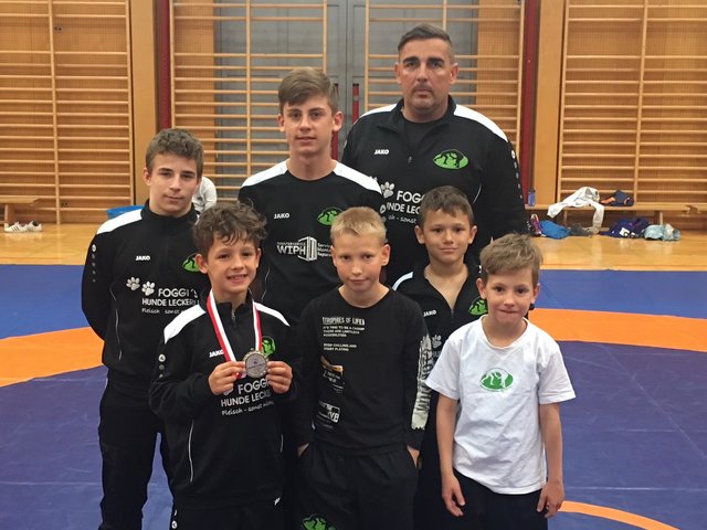Trainer Dieter Vodovnik ist stolz auf den Nachwuchs. | Foto: KK