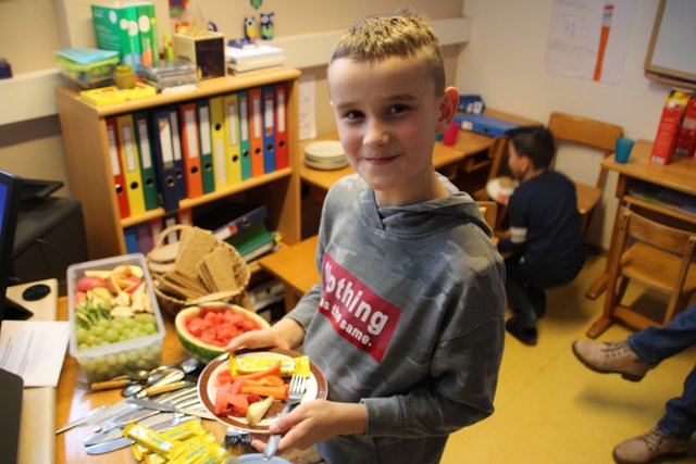 Auch die anderen Kinder waren begeistert von unserer gesponserten Jause