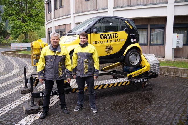 Der Überschlagsimulator wurde vom Öamtc präsentiert.