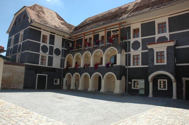Vortrag "Von der Angst im Krieg" von Historiker Dr. Leopold Toifl am Donnerstag, 23. Mai um 19 Uhr im Museum Pfeilburg in Fürstenfeld.