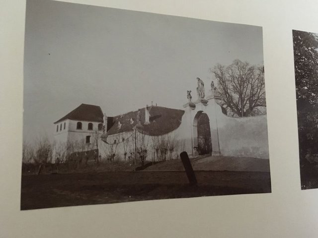 Damals und Heute KW 23 Guntersdorf Schloss Hollabrunn