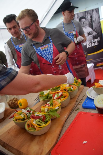 philipp-landl-zeigte-wertvolle-grill-tipps-woche-grillworkshop