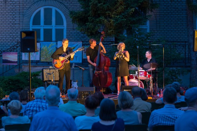 Die besten Jazzacts des Landes, gepaart mit kulinarischen Leckerbissen des Atzgersdorfer  GenussSpiegels im F23, dem neuen Hotspot von Liesing. 
 | Foto: Andreas Filzmair