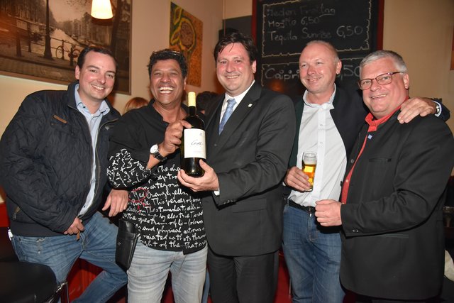 Im Bild Bernhard Ceidl, Ishak Kelta, Bürgermeister Dipl.-Ing. Stefan Szirucsek, GR Peter Koczan und Claus Grünwald