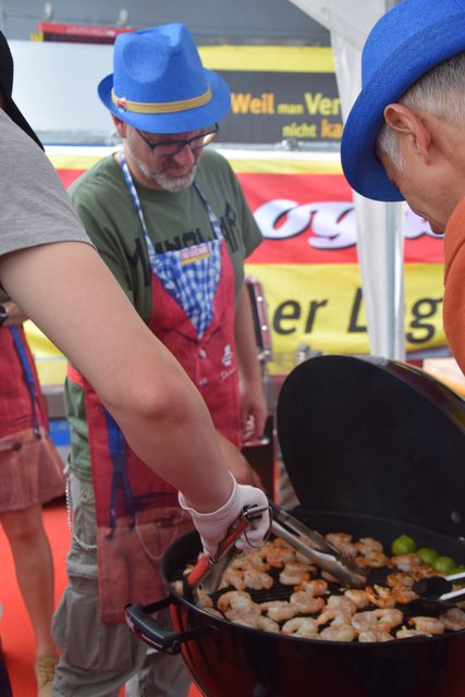 philipp-landl-zeigte-wertvolle-grill-tipps-woche-grillworkshop