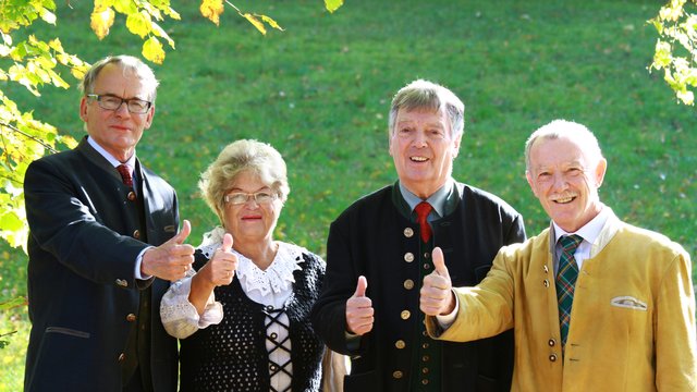De vier letztn aktiven Mitglieder von da Koitnbrunnarunde Enns worn (v. l.) da Johannes Zittmayr, d'Maria Wurdinger, da Herbert Golser und da Fritz Mayer.